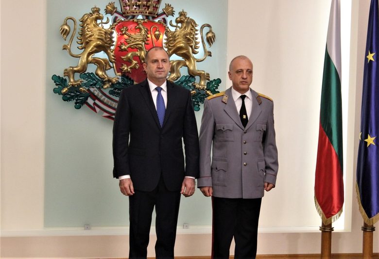Президентът поиска от новия началник на НСО реформиране и модернизиране на службата