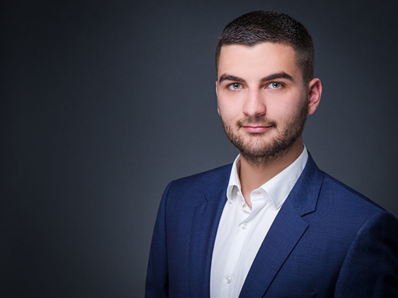 "You deliver with lightspeed, we pay with lightspeed" Kevin Schneider, eCommerce manager в Mercari "You deliver with lightspeed, we pay with lightspeed" Kevin Schneider, eCommerce manager в Mercari