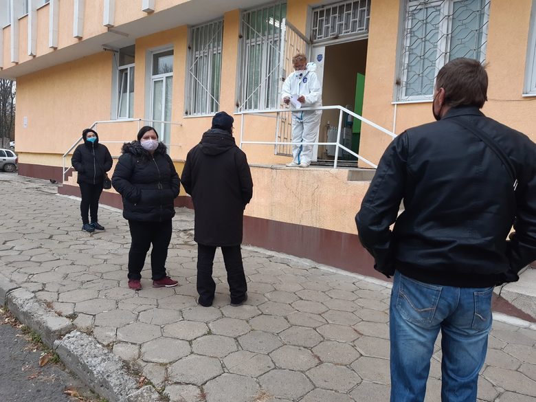Пред ковид кабинета на XII ДКЦ в "Люлин"