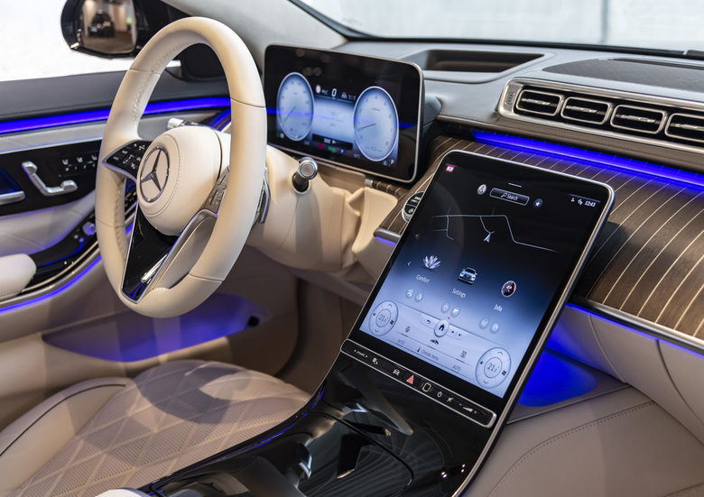 Флагманът на Mercedes отново задава най-високите стандарти при лимузините