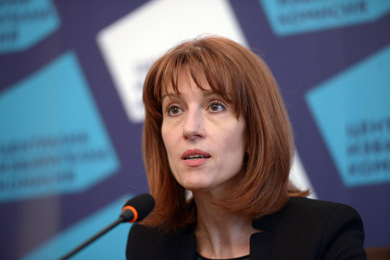 Избори 2021: Нинова призова Трифонов да не шикалкави за Северна Македония