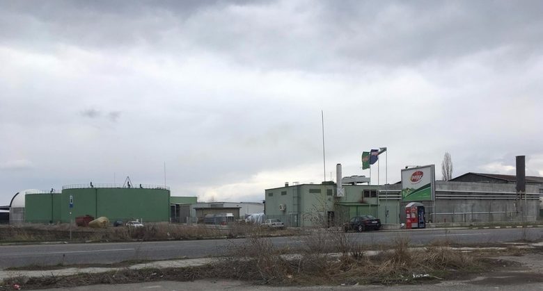 Страх и смрад край магистралата Му
