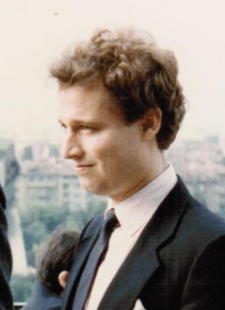 Маршал Харис през 1990 г. в София в края на мисията си в посолството на САЩ.