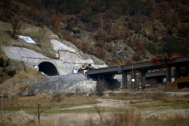 Цялата магистрала "Струма" ще е готова най-рано около 2030 година Цялата магистрала "Струма" ще е готова най-рано около 2030 година