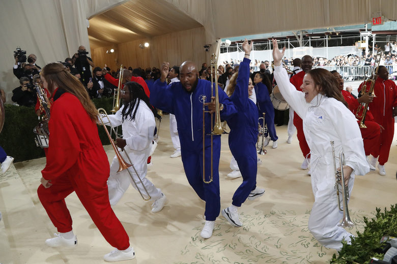 Виждате ли рокля или не: Дрехите за бала Met Gala не са просто дрехи