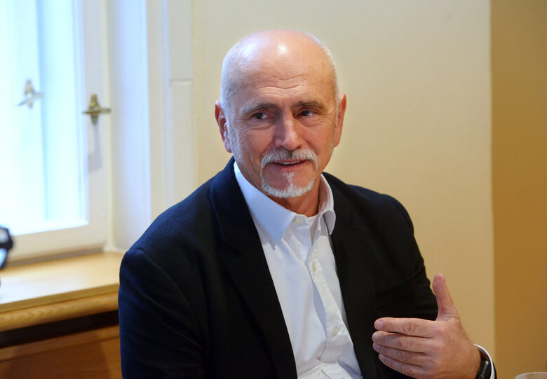 Николай Събев