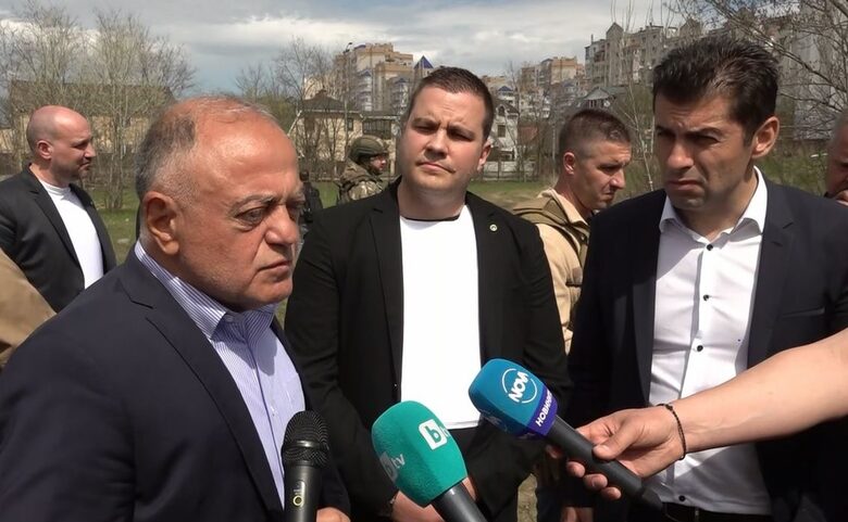 От Украйна Кирил Петков сравни случващото се в страната с Априлското въстание (допълнена)