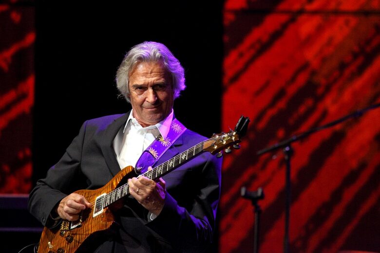 Джаз легендата Джон Маклафлин открива фестивала A to Jazz през юли в София