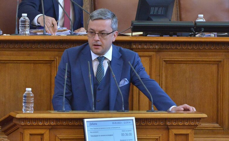 "Продължаваме промяната": лидерите на "Има такъв народ" свалиха маските