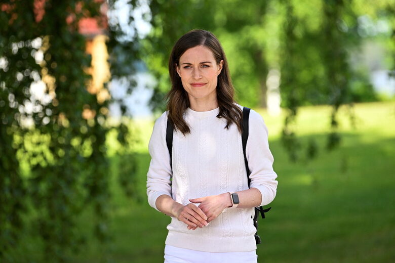 "Невидимата" Сана, която вкара страната си в НАТО