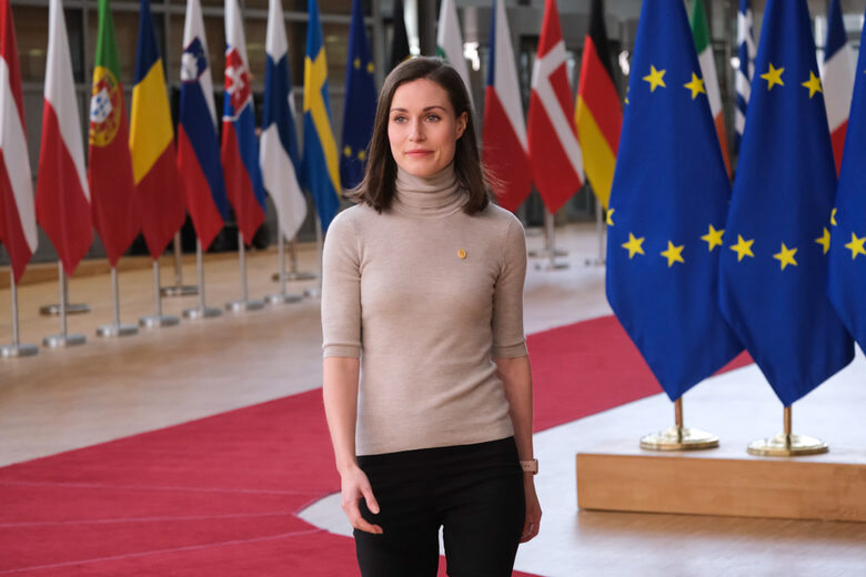 Сана Марин се отличава със стила си и на срещите на върха не европейските лидери в Брюксел, на които представлява Финландия от 2019 г.