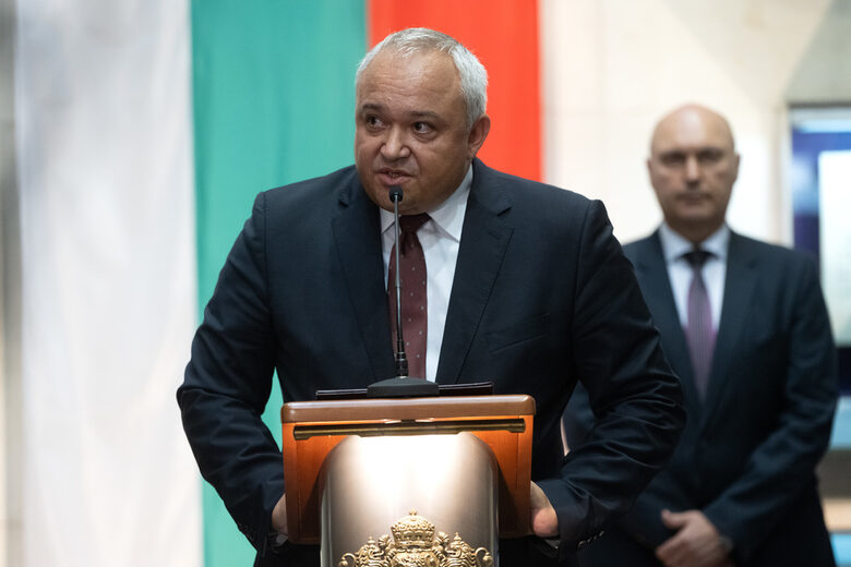  Вътрешният министър Иван Демерджиев дойде на мястото на случая и разгласи, че на границата с Турция ще бъдат ситуирани спомагателни сили и техника, която да помогне в оправянето с незаконните мигранти. 