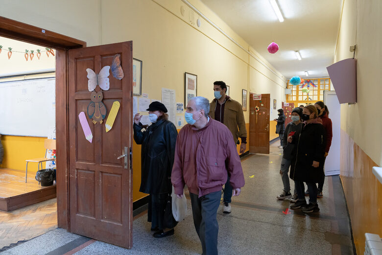 Заявления за гласуване по настоящ адрес се подават до 17 септември
