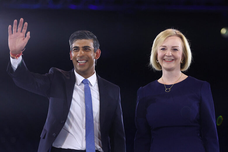  Тръс и Сунак - двама членове от държавното управление на Борис Джонсън, се състезаваха за лидерския пост в Консервативната партия 