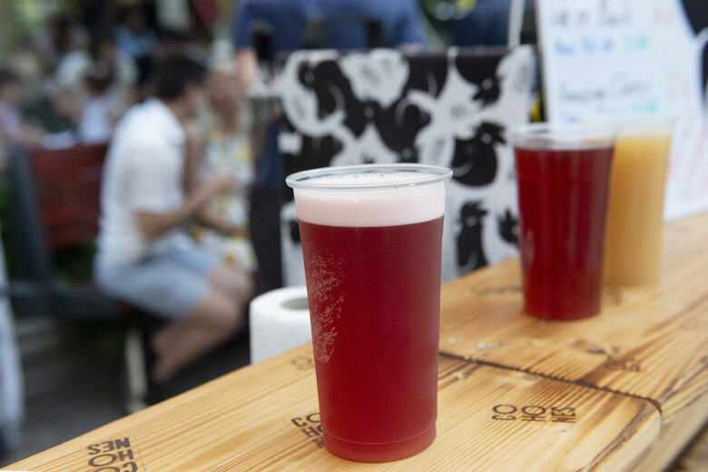  Коктейли и танци до НДК на нов 