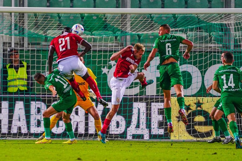  Петев поема 