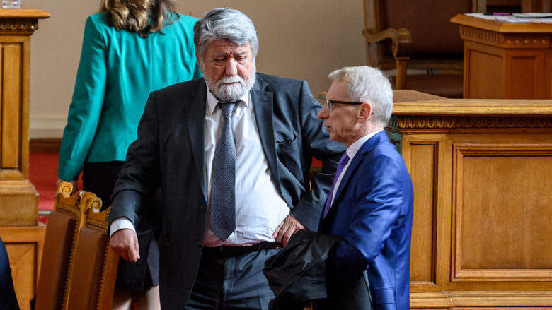Николай Денков: В момента се заформя постепенно парламентарно мнозинство
