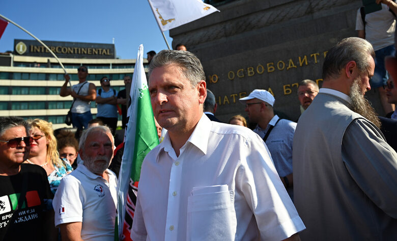  Николай Малинов, придвижване 