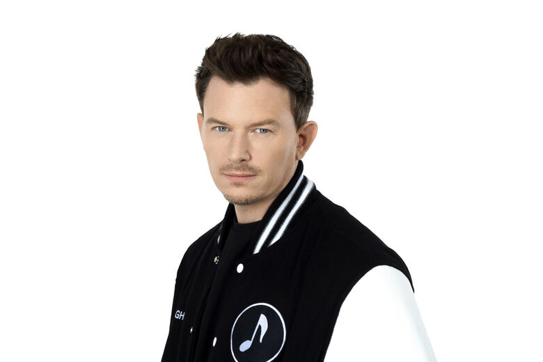 Fedde Le Grand е носител на редица награди и ремиксира най-големите артисти в света.