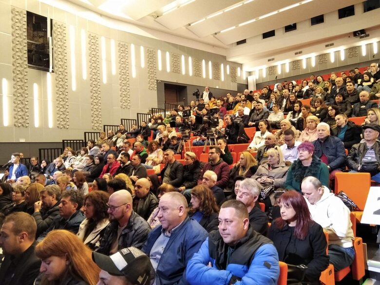  Симпатизантите на 