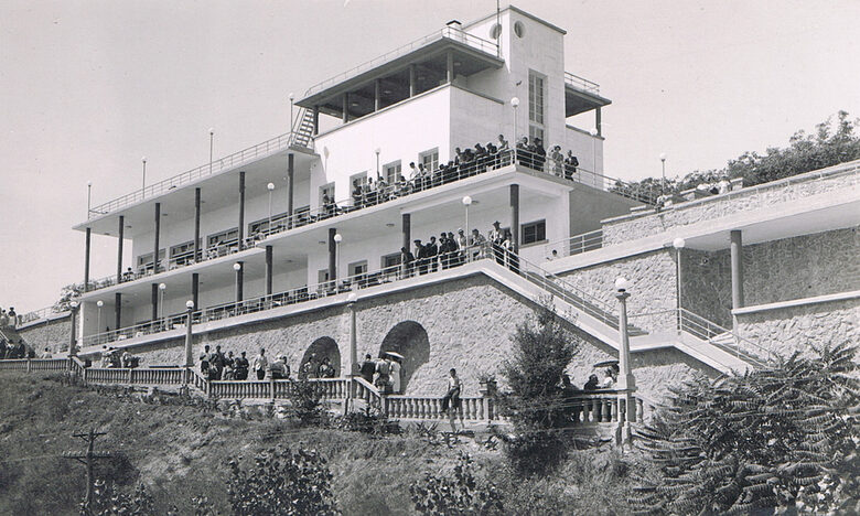  Виктория Ангелова-Винарова проектира известното Морско казино в Бургас дружно със своя брачен партньор 