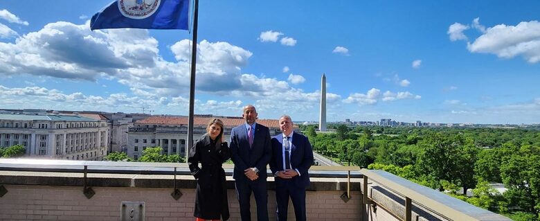  Калин Пешов - ръководител на управителния съвет на 