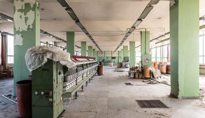  Центърът се разполага върху повърхност 12 000 кв.м 