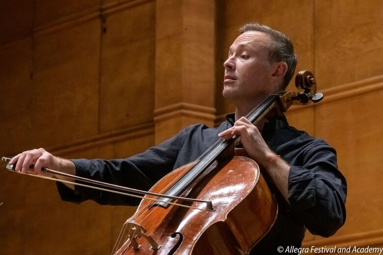  Кирил Злотников 