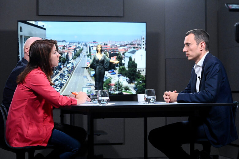  Васил Терзиев в студиото на 