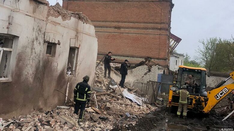  Музеят в Купянск след съветското ракетно нахлуване. 