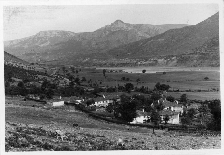  Село Петлите, останало под язовир 