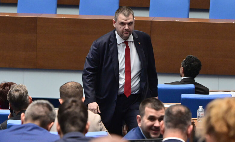 ДПС не отстъпва от идеята си ръководствата на регулаторите да се избират с квалифицирано мнозинство ДПС не отстъпва от идеята си ръководствата на регулаторите да се избират с квалифицирано мнозинство
