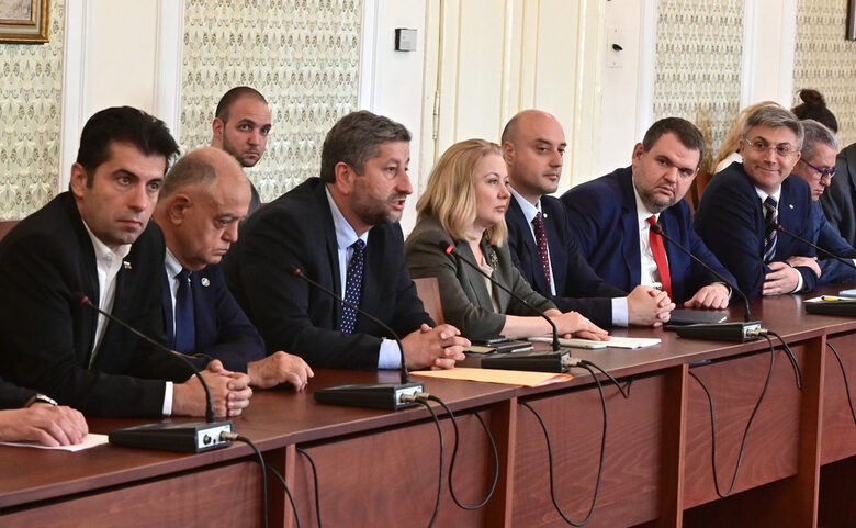 Атанас Славов пред "Дневник": Без ДПС няма да има конституционна реформа, но това не е въпрос на щастие или индулгенция