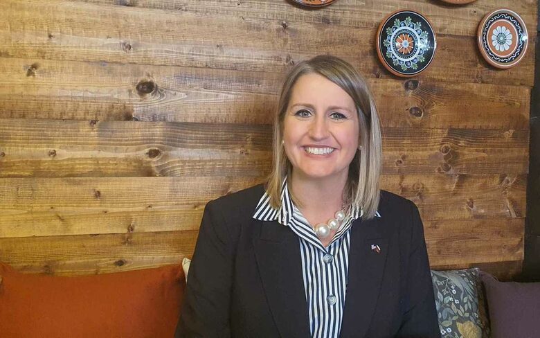 Елизабет Алън, помощтник-държавмен секретар на Съединените щати