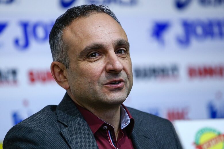 Президентът на БСФШ Милен Василев заяви, че в близките дни федерацията ще бъде приета за член и от Европейския шахматен съюз. Президентът на БСФШ Милен Василев заяви, че в близките дни федерацията ще бъде приета за член и от Европейския шахматен съюз.
