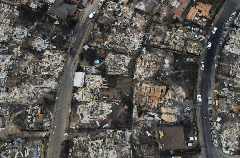 Пожари в Чили убиха най-малко 112 души, стотици са изчезнали