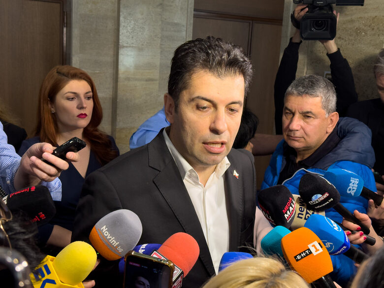 Кирил Петков: В меморандума посочваме кои са темите на деня, това е нашата преговорна позиция