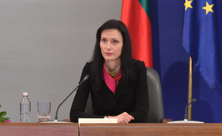 Мария Габриел: Ще запомним завета му за постигане на единство