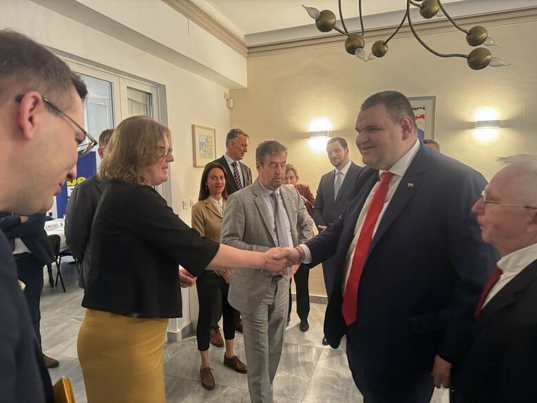 Легитимацията на санкционирани за корупция политици не може да бъде европейска ценност
