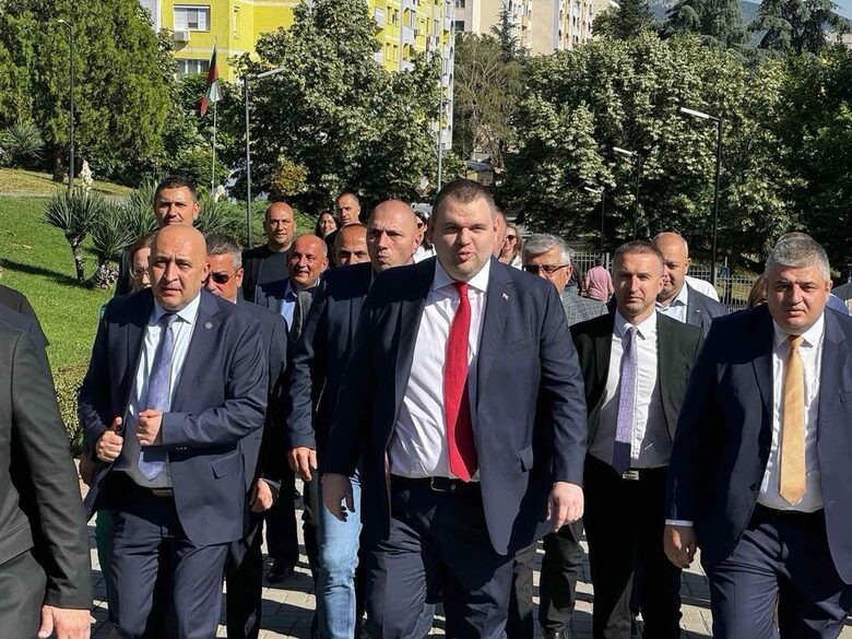 Пеевски: Време е да направим стабилно правителство