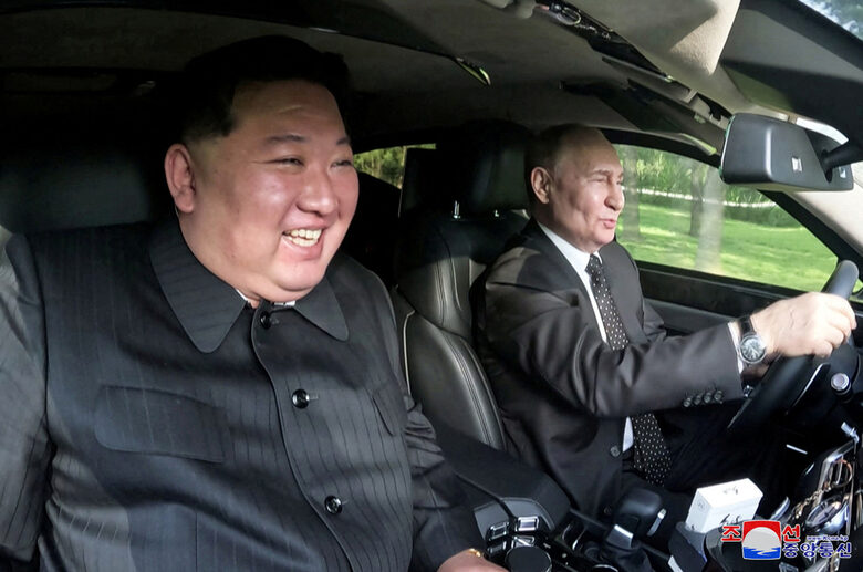 Колата, която Путин подари на Ким, използва части от Южна Корея
