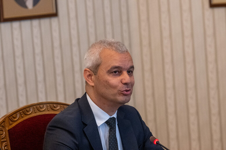 Костадинов не изключи подкрепа за кабинет на БСП с третия мандат