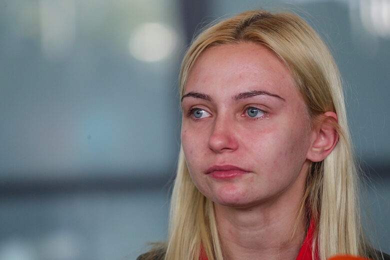 Йоана Илиева и Кевин Пенев се завърнаха в България