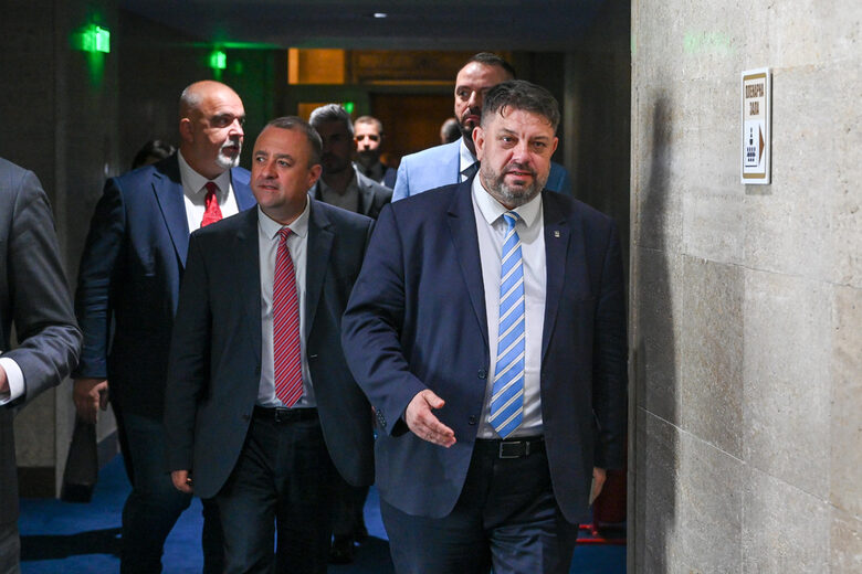 Парламент - парламентарно заседание - Атанас Зафиров - БСП