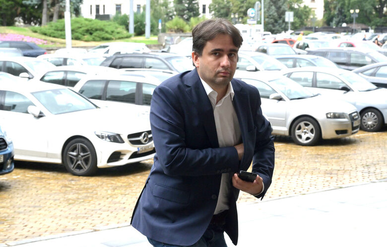 Божидар Божанов от "Продължаваме промяната - Демократична България"