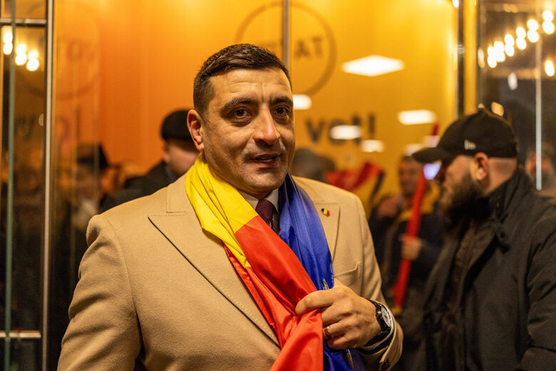 Джордже Симион, лидер на националистическата AUR. Джордже Симион, лидер на националистическата AUR.