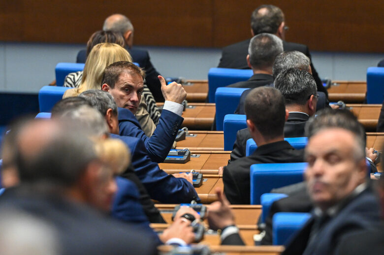 Минимум 120 гласа са нужни за избора на председател