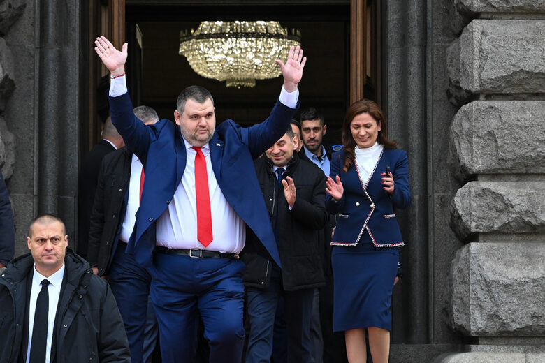 Очакват се промени в партийния устав и победа на Пеевски в състезание без конкуренция