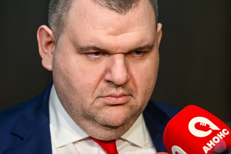 "Обнови Европа" също препоръчва прекратяване на членството на ДПС