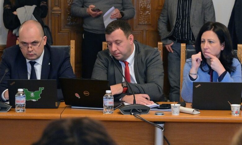 "Възраждане": Членове на съдебен съвет с изтекъл мандат не трябва да избират "тримата големи"